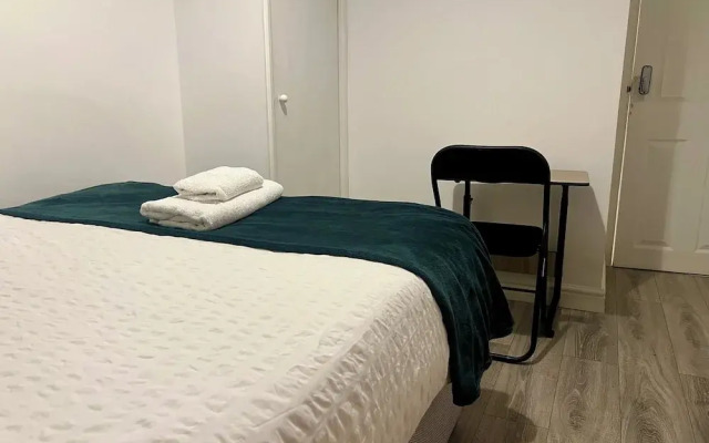 The Coral Guest House Fratton