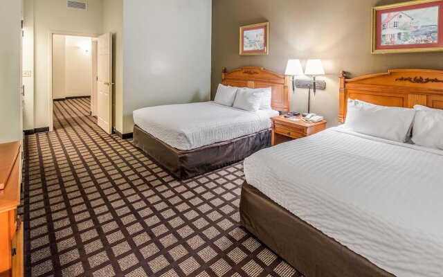 Clarion Suites Conference Center near I-95