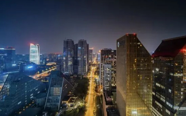 Rong Zhijia Apartment Hotel (Chengdu Global Center Da Rubik's Cube)