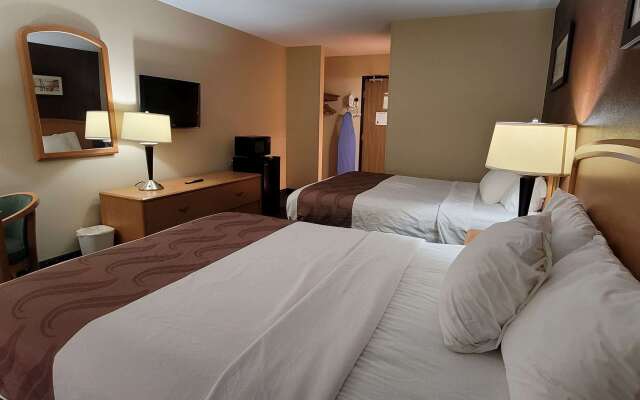 Travelodge by Wyndham Fargo West Acres