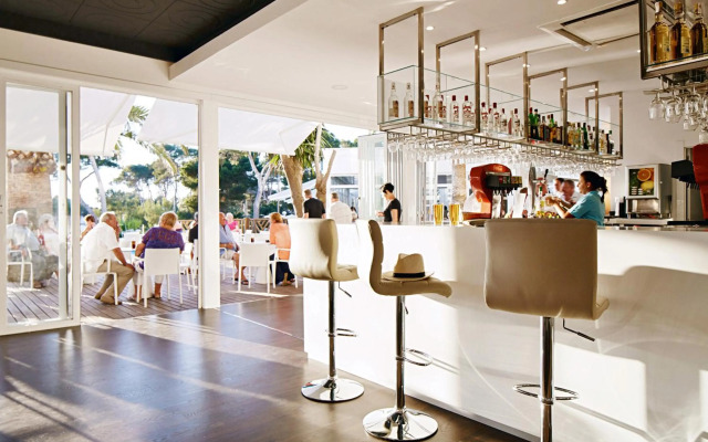 Globales Cala Blanca