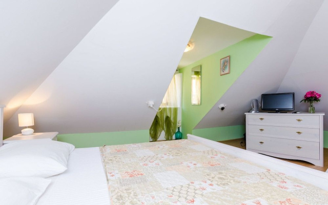 Old Town Baroque Palace Accommodation