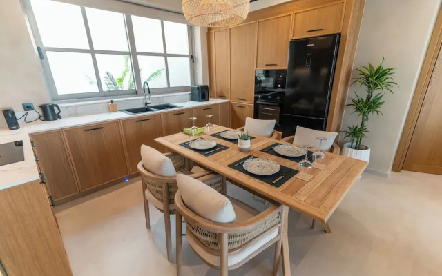 Akres Luxury Sea View Villas