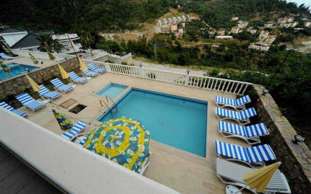 Villa in Alanya With Breathtaking Views 1034
