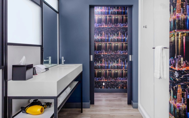 Aloft Dallas Arlington South