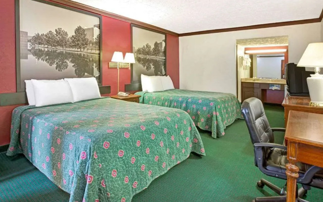 Super 8 Moore Oklahoma City Area