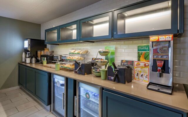 Spark by Hilton Toronto Mississauga