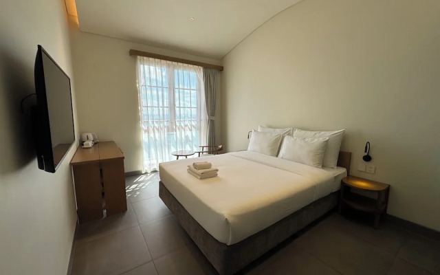 SOLANA Hotel Sunset Town Phu Quoc