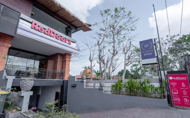 Uluwatu Suites by OYO Rooms