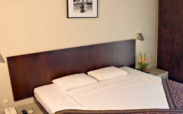Flagship 760 Oasis Kuta – Guest Rooms – Kuta