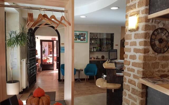 Hôtel Restaurant Le Barriol