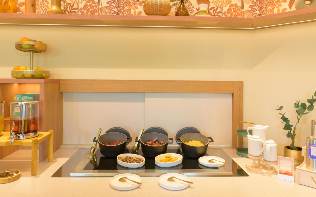 Kyriad Prestige Compiègne Hotel & Spa