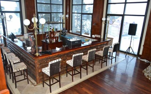 Duja Chalet Ski Center