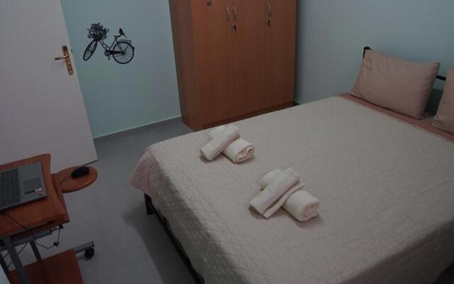 Nikolas Family Apartments