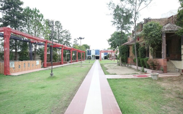 Hotel M.A. Resort