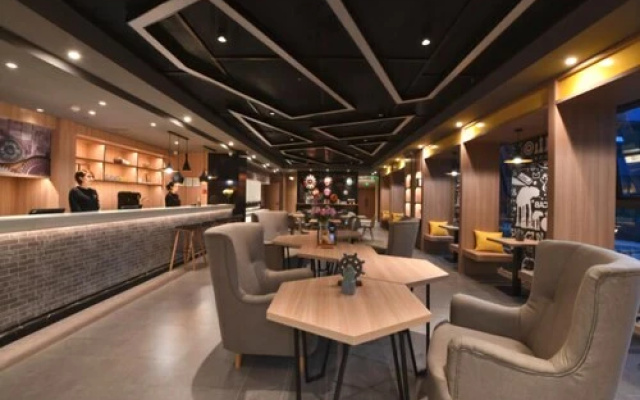 Atour Light Hotel Tianhe Chengdu