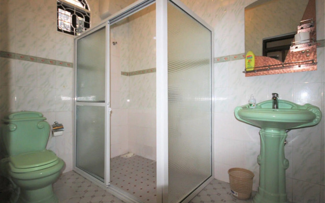 Airport Guesthouse