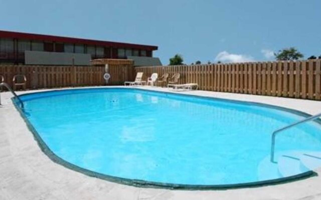 Loyalty Inn Maryville