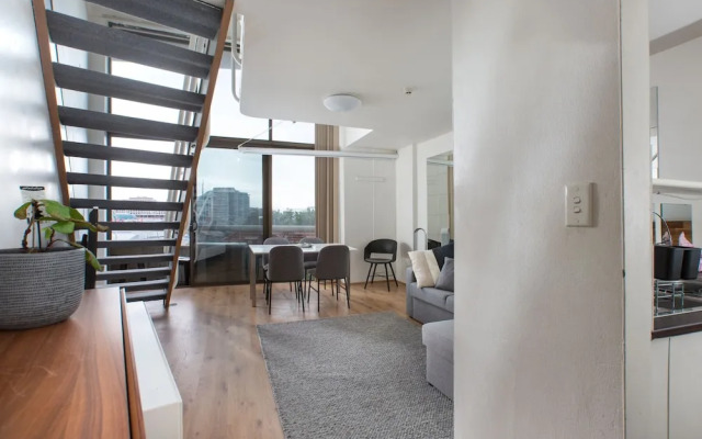 The Loft by Darling Harbour