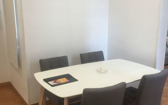 Olala L'illa Diagonal 1 BR Flat