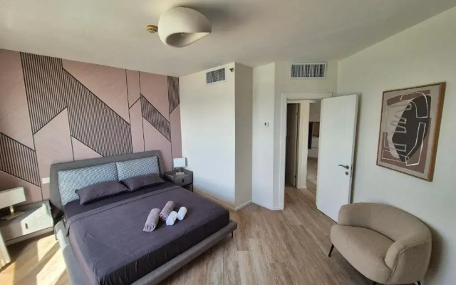 Beach Apartment Bat Yam