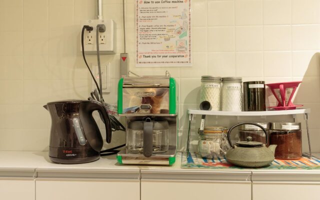 J-Hoppers Osaka Universal - Hostel