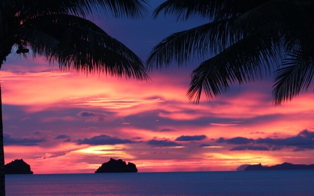 Sibaja Palms Sunset Beach Resort