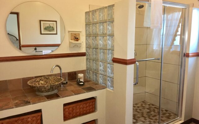 Dunvegan Execu Lodge