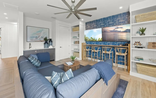 Maritime Manor in Siesta Key