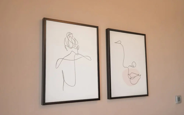 Modern 1-bed With Partial Sea Marina View