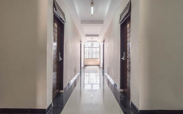 OYO 1177 Wbs Residence