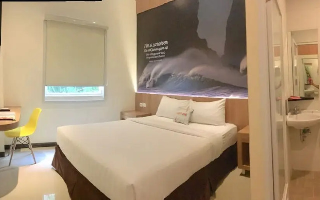 Front One Hotel Airport Solo