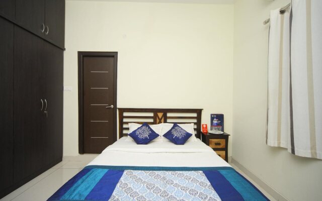 The Lawns By OYO Rooms