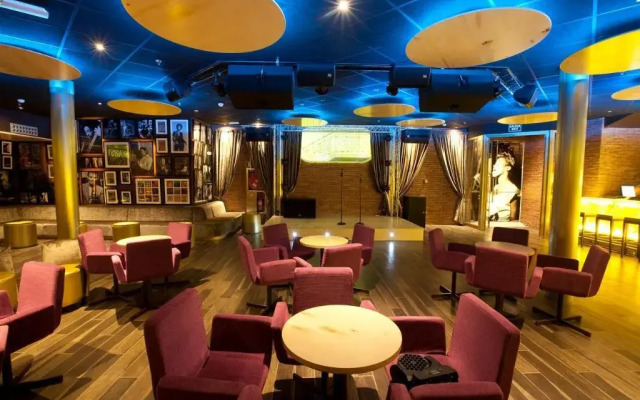 Riviera Beachotel - Recommended for Adults