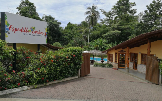 Espadilla Gardens Hotel