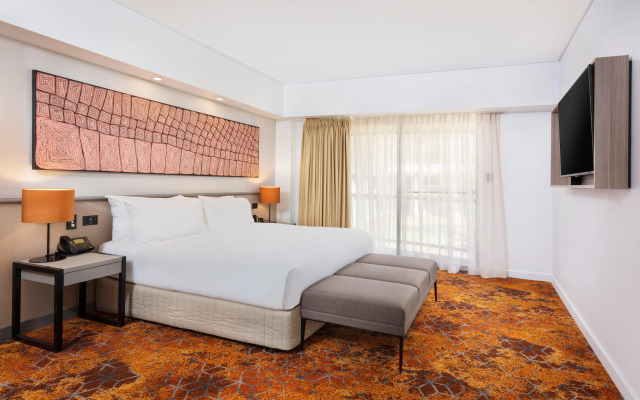 Crowne Plaza Alice Springs Lasseters by IHG