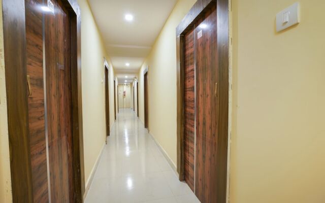 OYO 63371 R Square Stay