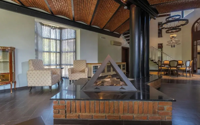 Cottage House - Adult Only