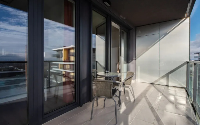 WaterFront City Apartments by FirstHost