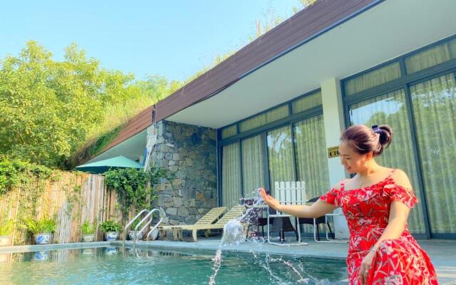 Flamingo Happy Villa Owner