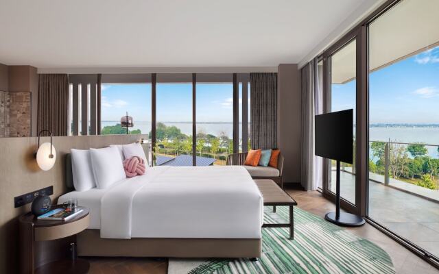 Hotel Indigo Suzhou Yangcheng Lake by IHG