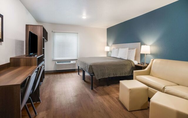 WoodSpring Suites Sulphur - Lake Charles