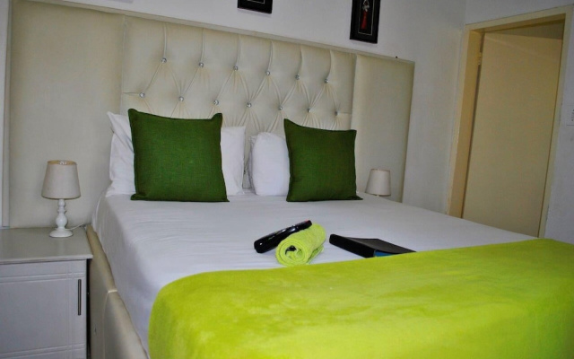 Lapologa Bed and Breakfast