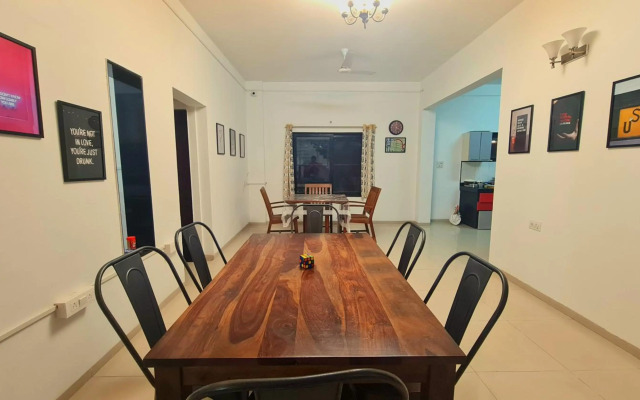 Lifespace- Spacious Hostel in a Luxurious Villa