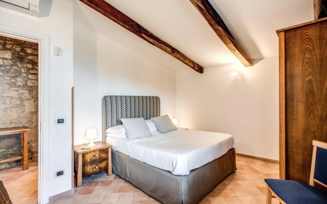 Villa Giulia amazing villa with pool, patio, bbq and sea views