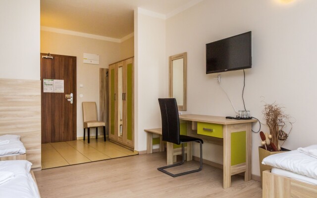 Nad Královnou Hotel & Restaurant