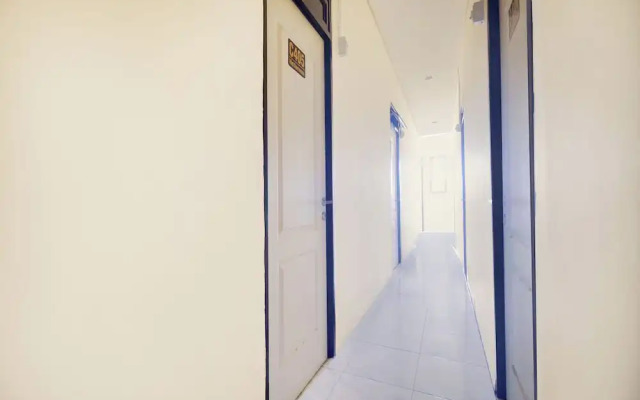 OYO 94502 Helloroom Bangka