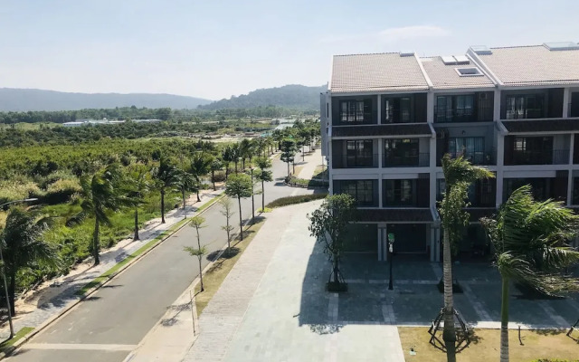 Vagary Hotel
