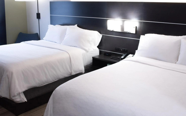 Holiday Inn Express Hotel & Suites Conover (Hickory Area) by IHG