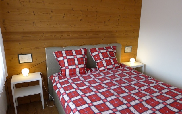 Elfe Apartments Studio for 2 Adults, Balcony With Lake and Mountain View – Guest Rooms – Emmetten
